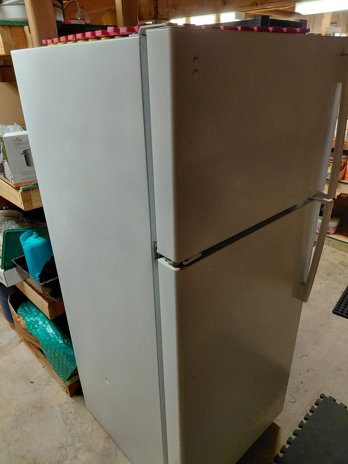 Refrigerator