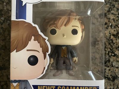 Funko Pop! Fantastic Beasts: The Crimes of Grindelwald Newt Scamander #14 Vinyl Figure