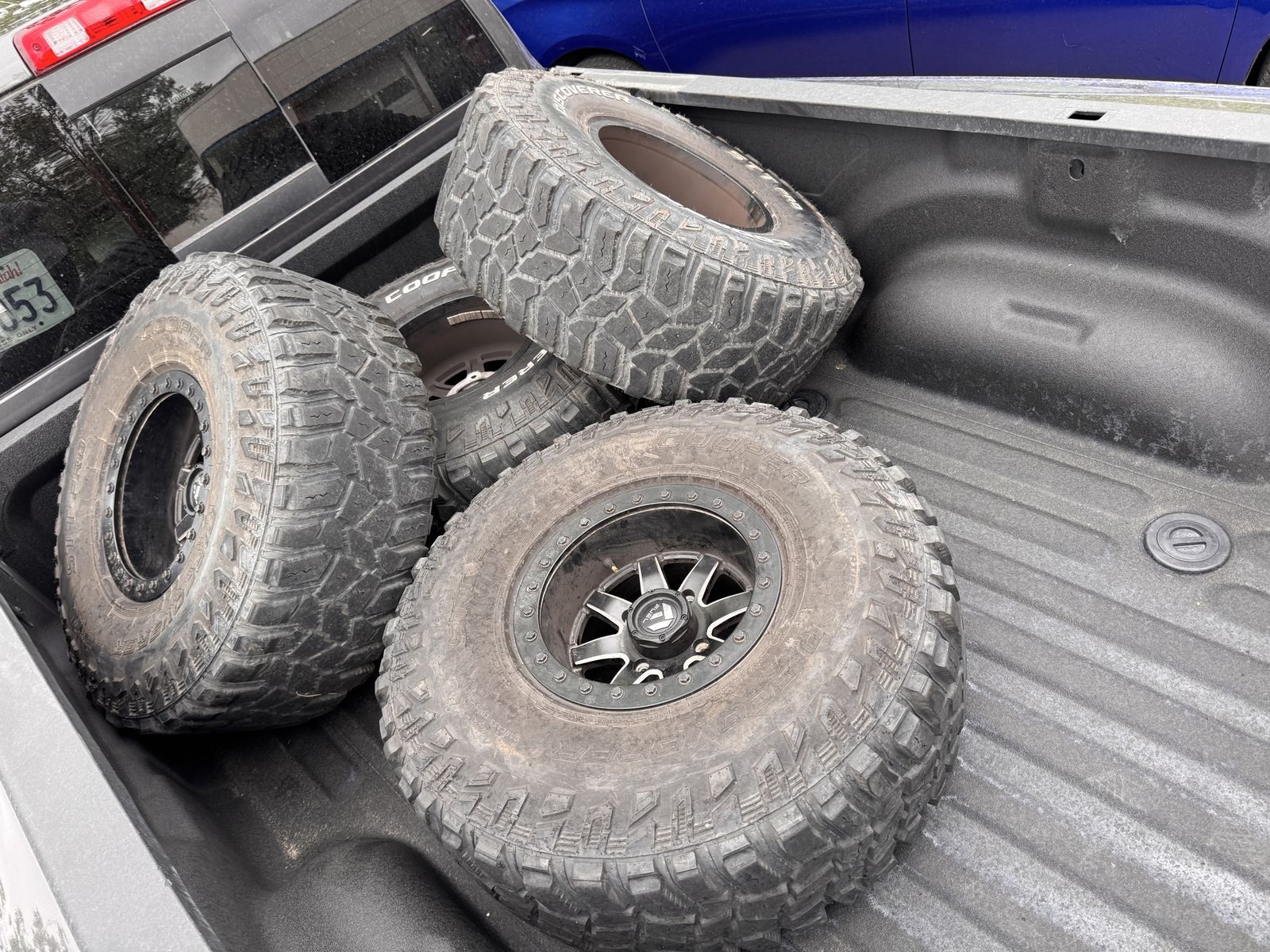 4 35x12.50r15 cooper discover stt pro