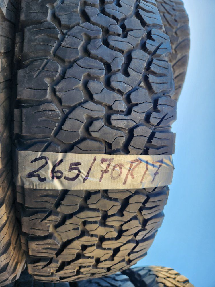 265/70r17 bfgoodrich all terrain Ko2