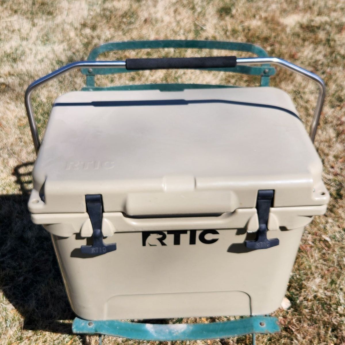 RTIC Ultra Tough Heavy Duty 20 Qt Cooler Ice Chest
