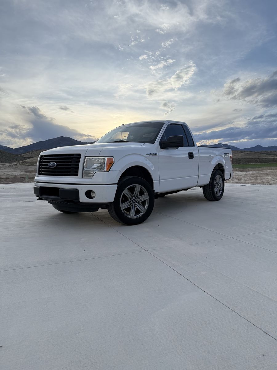 2014 Ford F-150 STX
