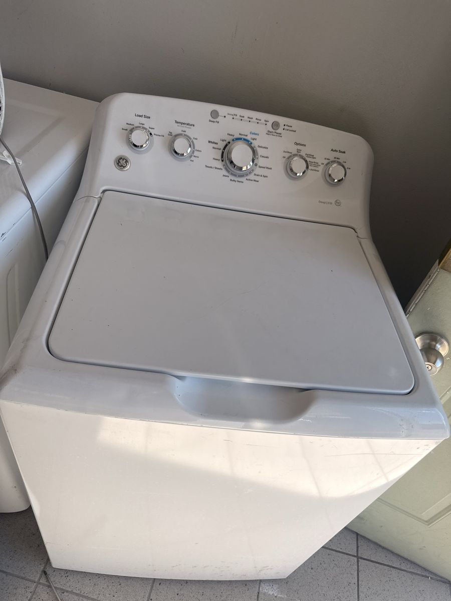 GE Appliances White Top Load Washing Machine Washer
