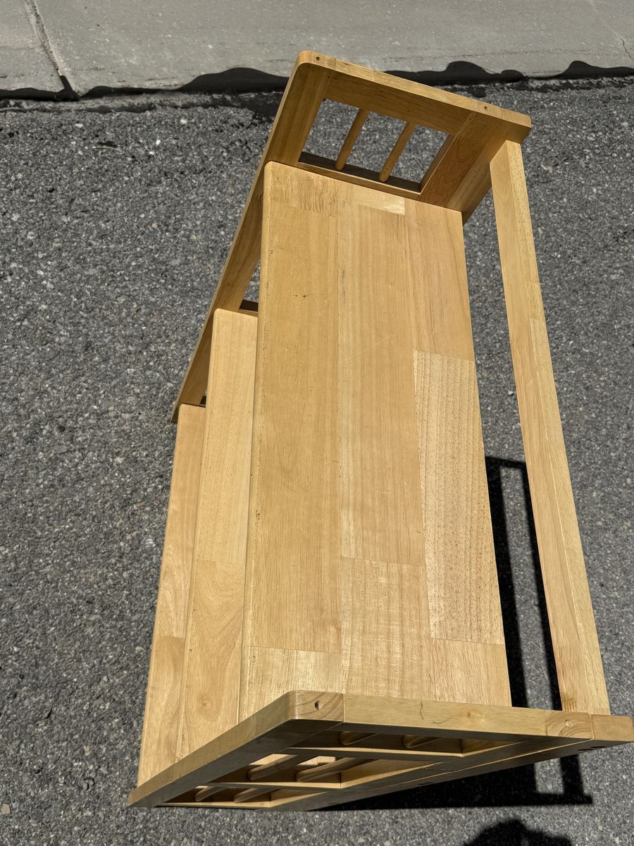 Main image 3