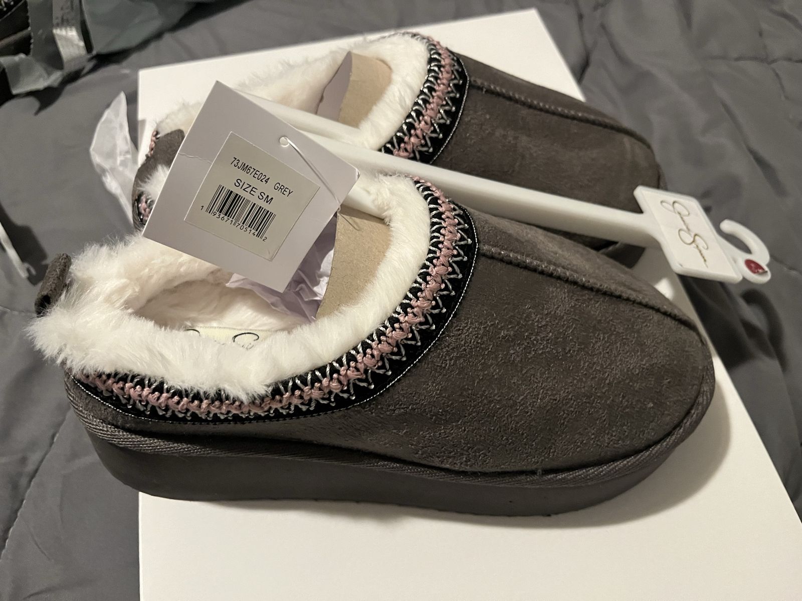 Slippers