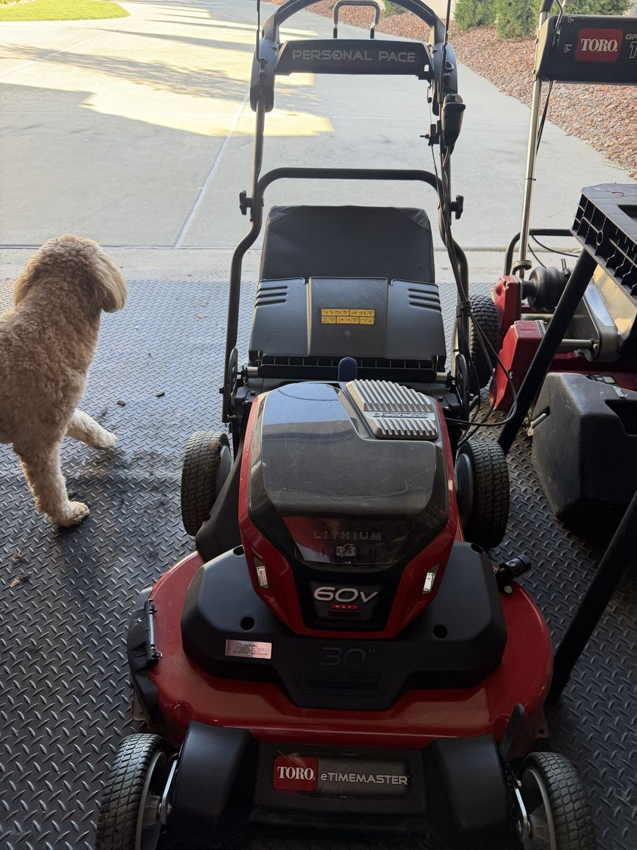 Toro TimeMaster 60V Lawn Mower for Sale – Great Condition!