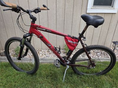 Specialized Hardrock 26" XL frame mountain bike
