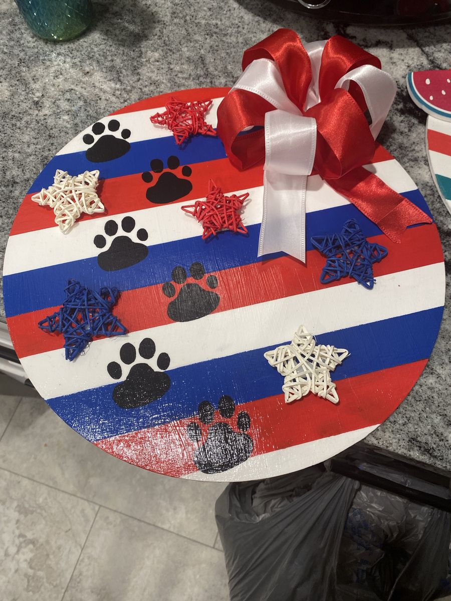 Dog signs and accessories