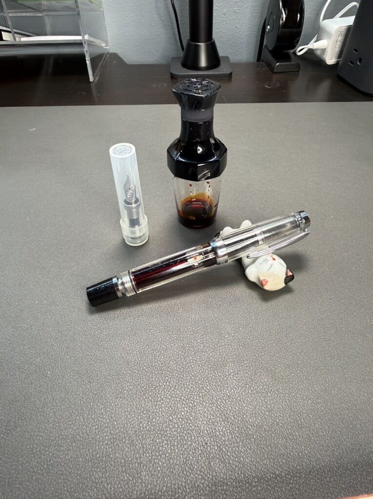 TWSBI Vac Mini in Smoke Fountain Pen SET