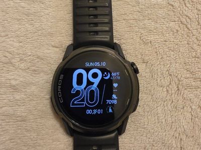 COROS Apex 4