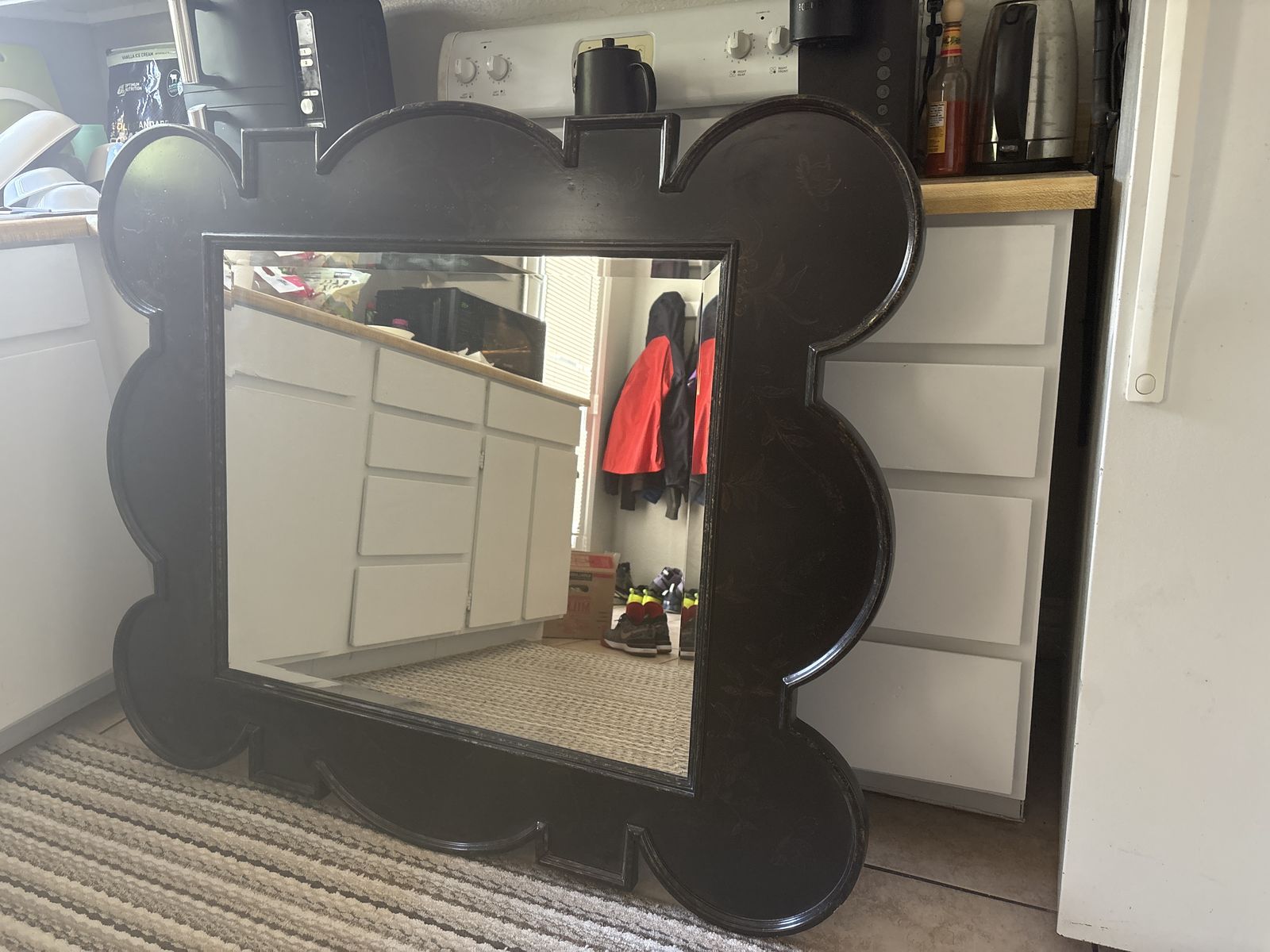 Main image 5