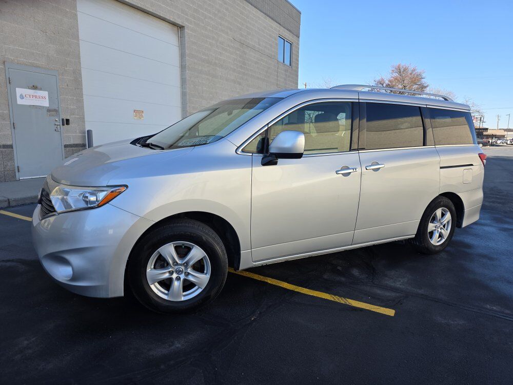 2017 NISSAN QUEST SV