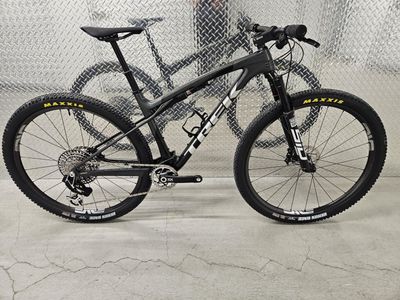 2025 Trek Supercaliber SLR Gen 2 | XX SL AXS | ENVE M5 | 22.8 lbs | M/L
