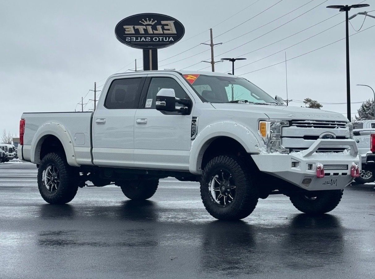 2017 Ford F-250 Super Duty Lariat