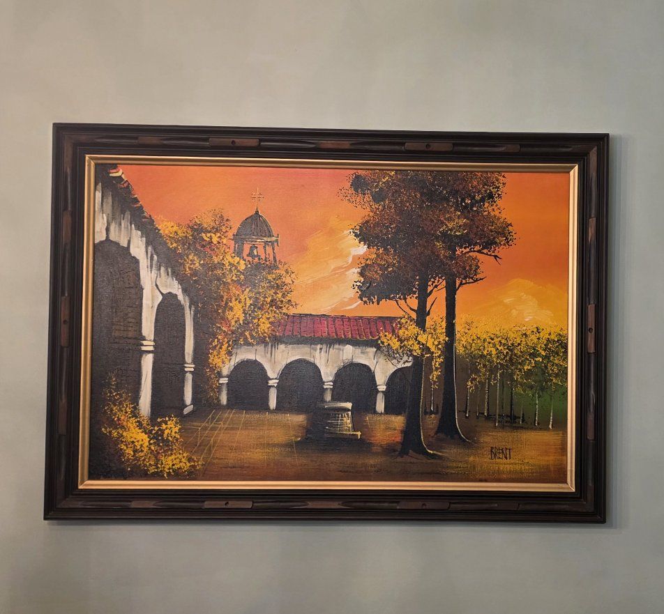 Main image 7