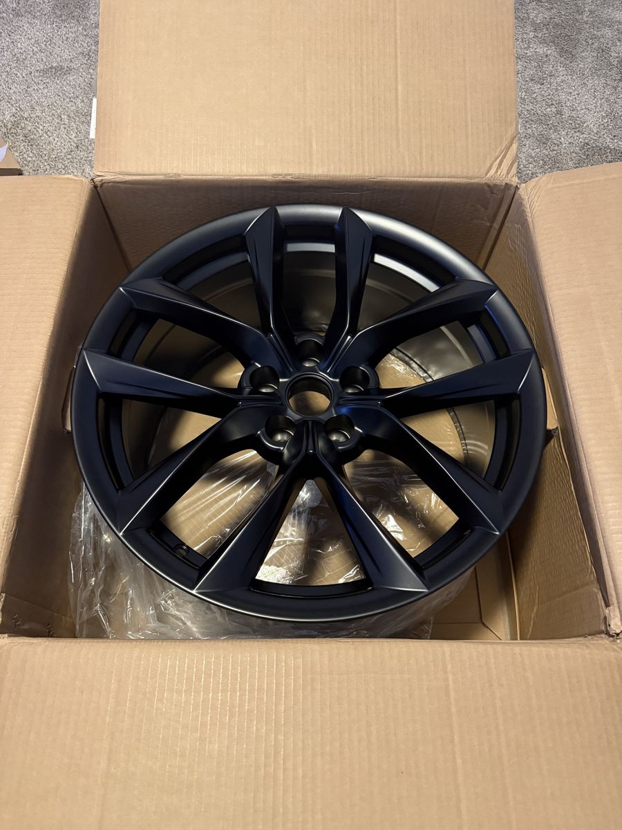 Tesla Model Y 19” TSS Wheels