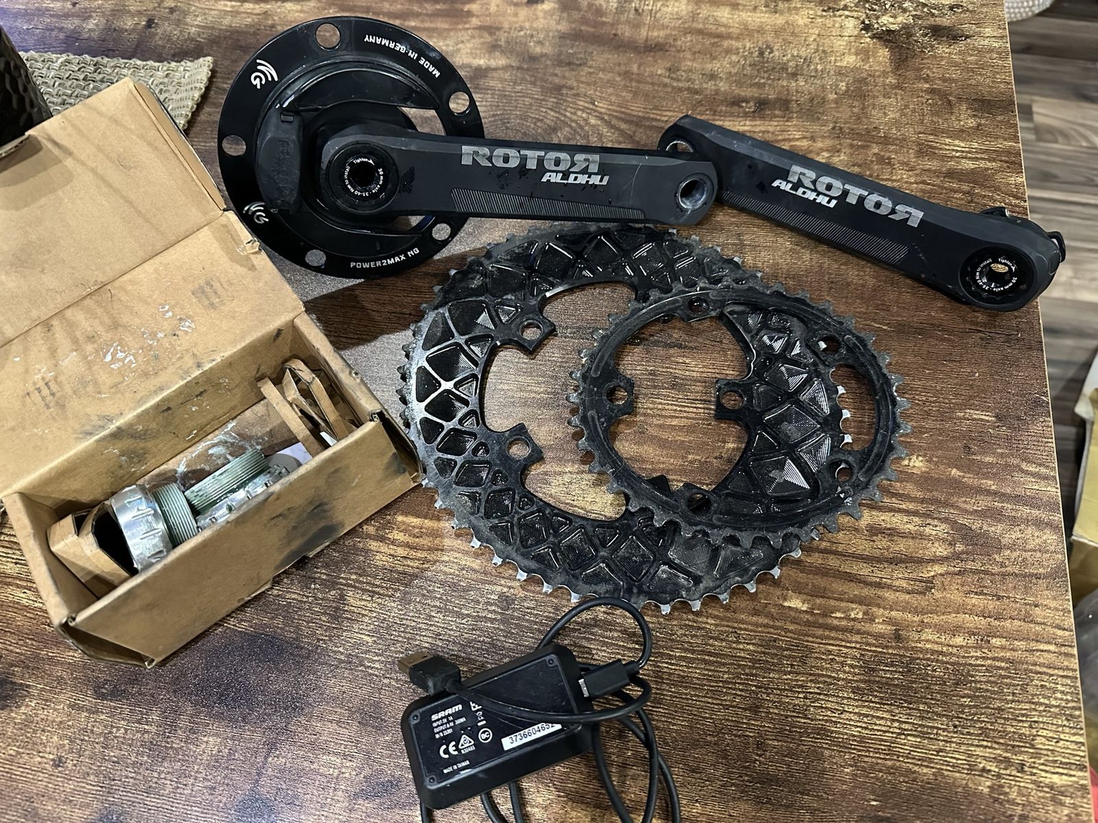 Power2Max NG crank set 165cm Rotor Aldhu