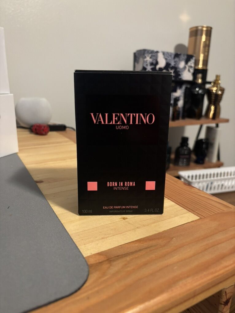 Valentino Born In Roma Intensity