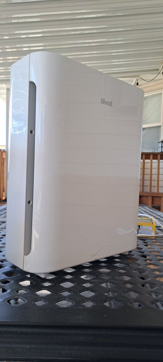 Levoit Vital 100 Air purifier