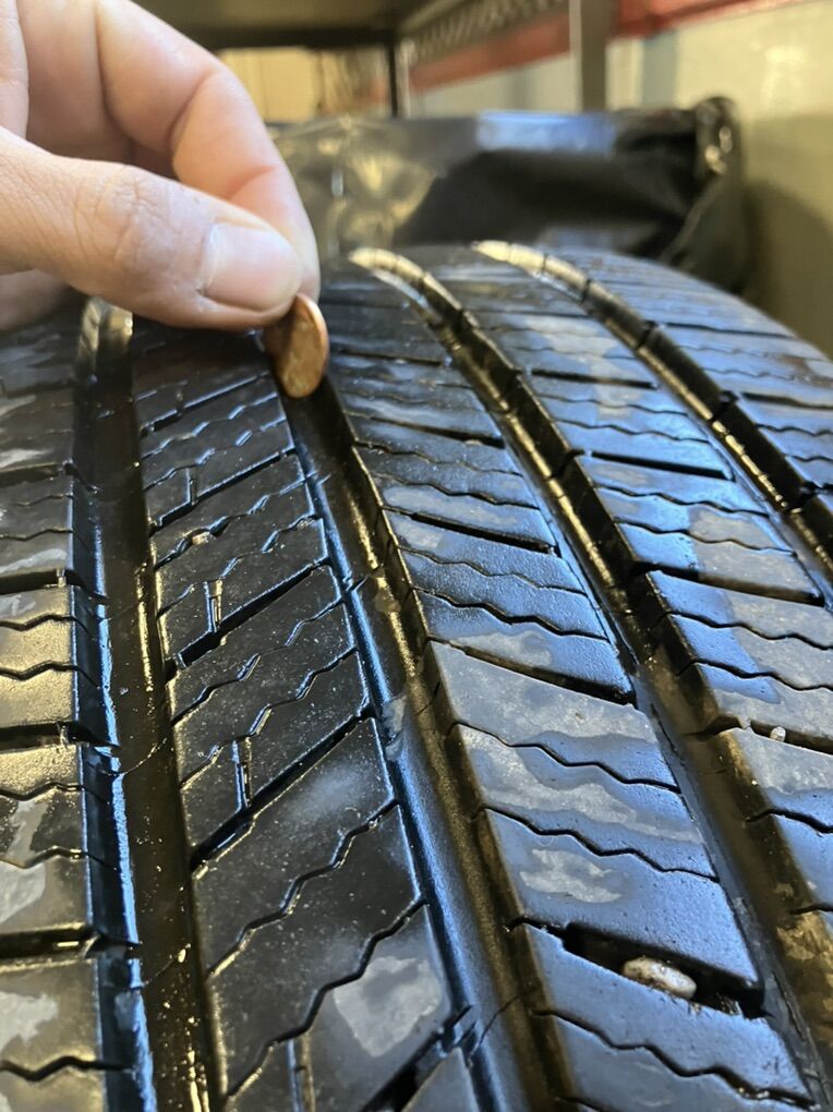 225/60R16 Michelin