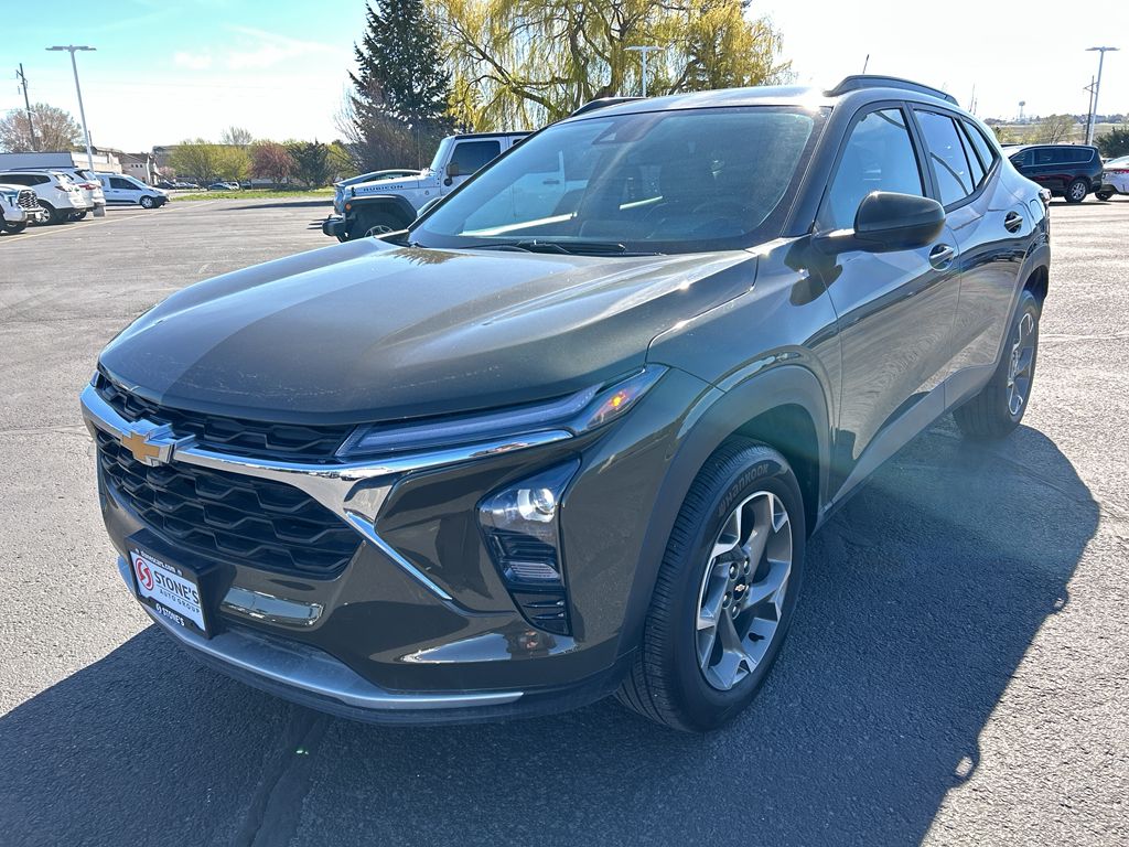 2024 Chevrolet Trax LT