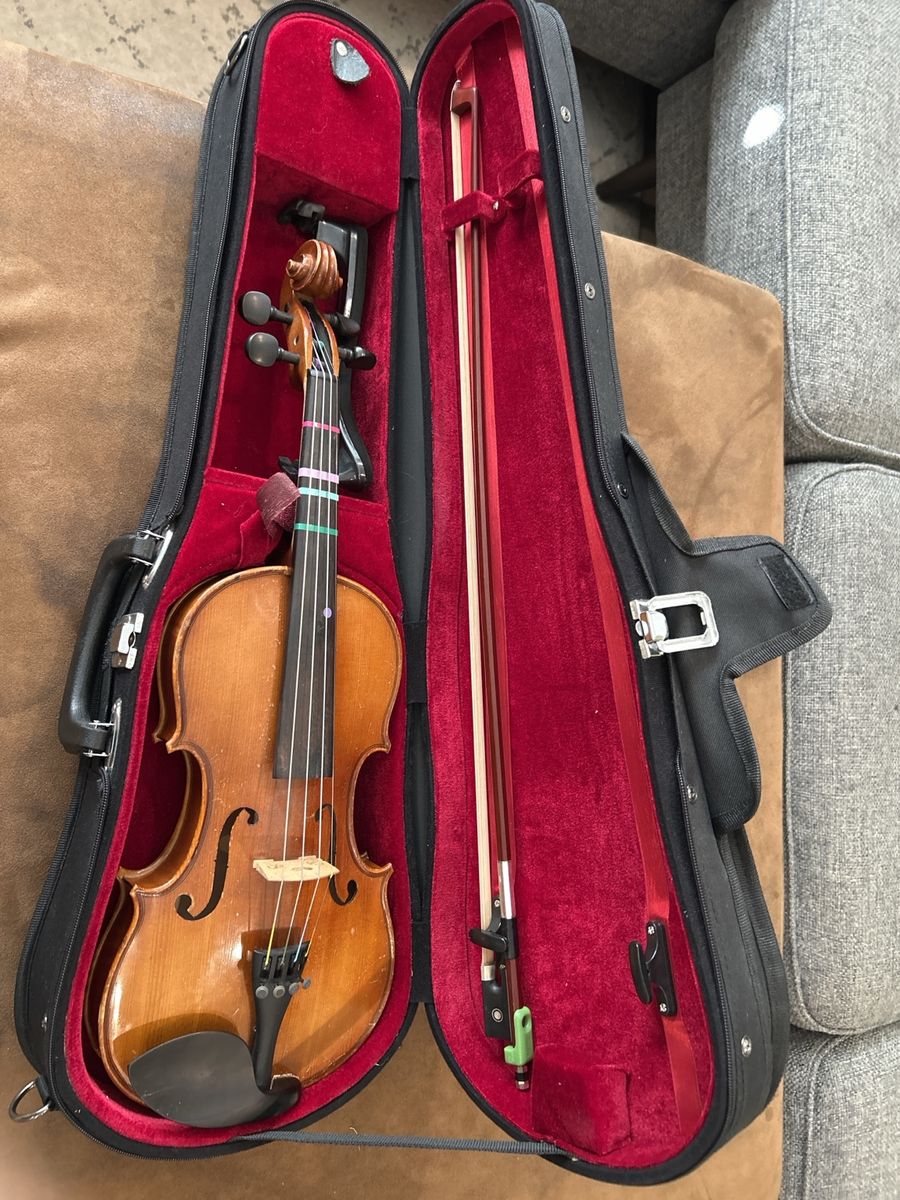 N. Paganini WR50 3/4 Violin Outfit – Bow & Hard Case