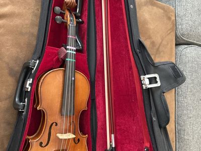N. Paganini WR50 3/4 Violin Outfit – Bow & Hard Case