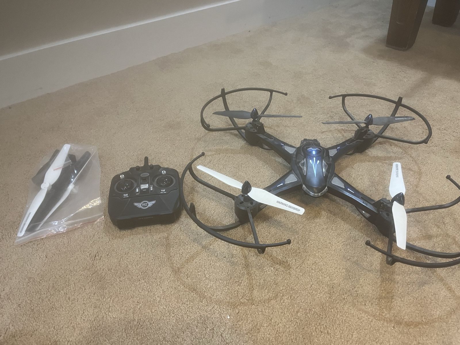 Drone with Remote Control & Extra Propellers