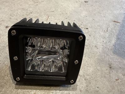 4 mountable LED lights for 4 wheeling