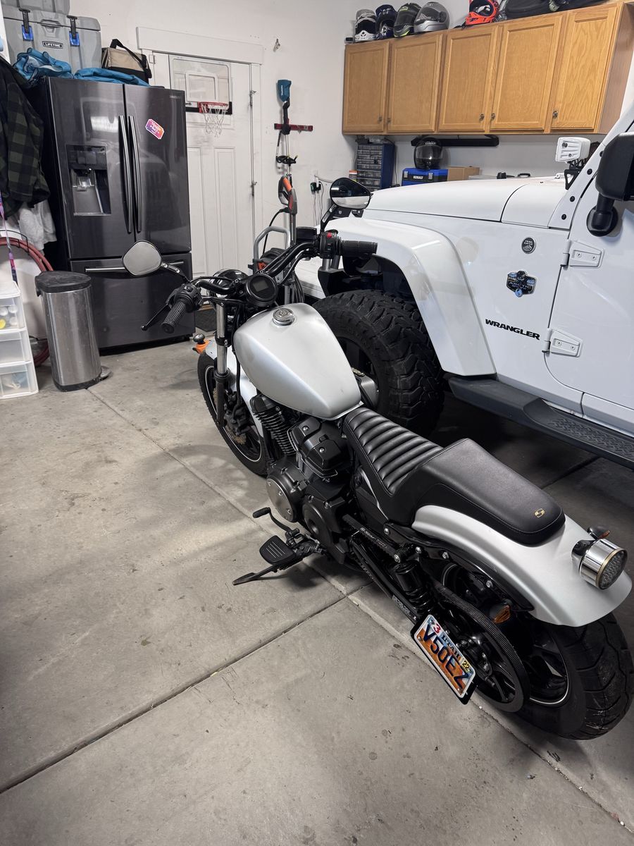 2015 Yamaha Bolt Motorcycle - Silver Cruiser