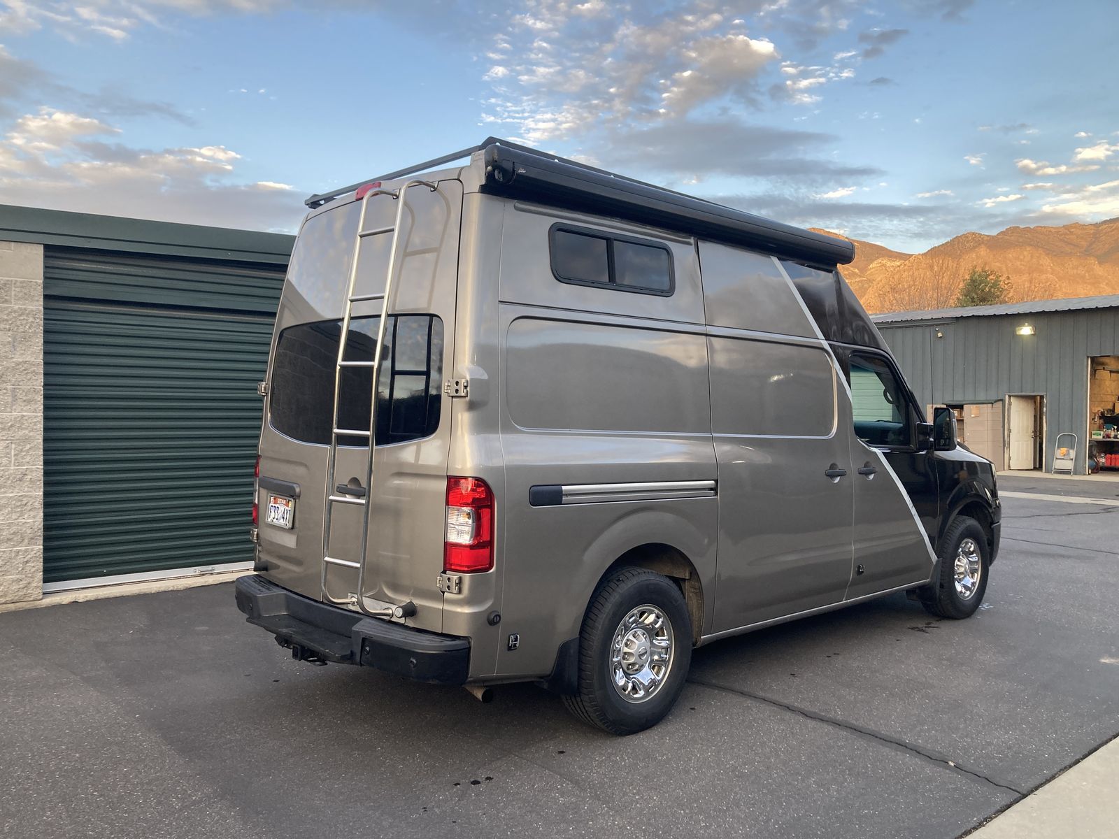 2017 Nissan NV 2500 HD SV