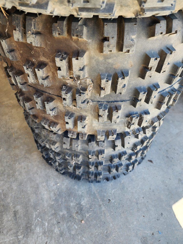 Main image 3
