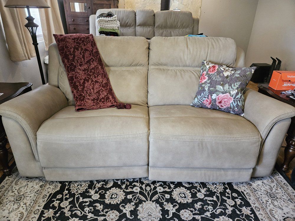 Dura Pella Zero Gravity couch and loveseat