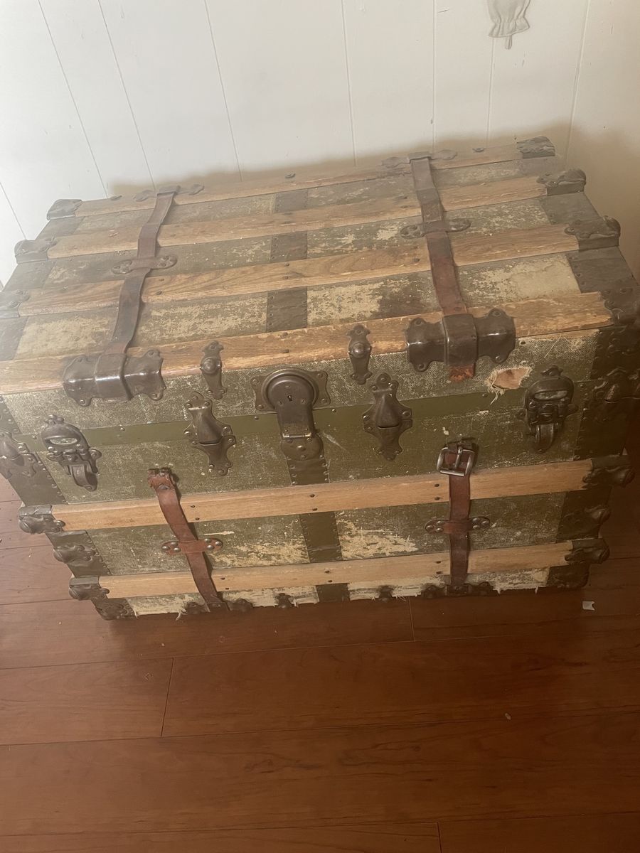 Old Trunk