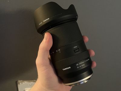 Tamron 28-200mm f/2.8-5.6 Di III RXD Lens for Sony E-Mount