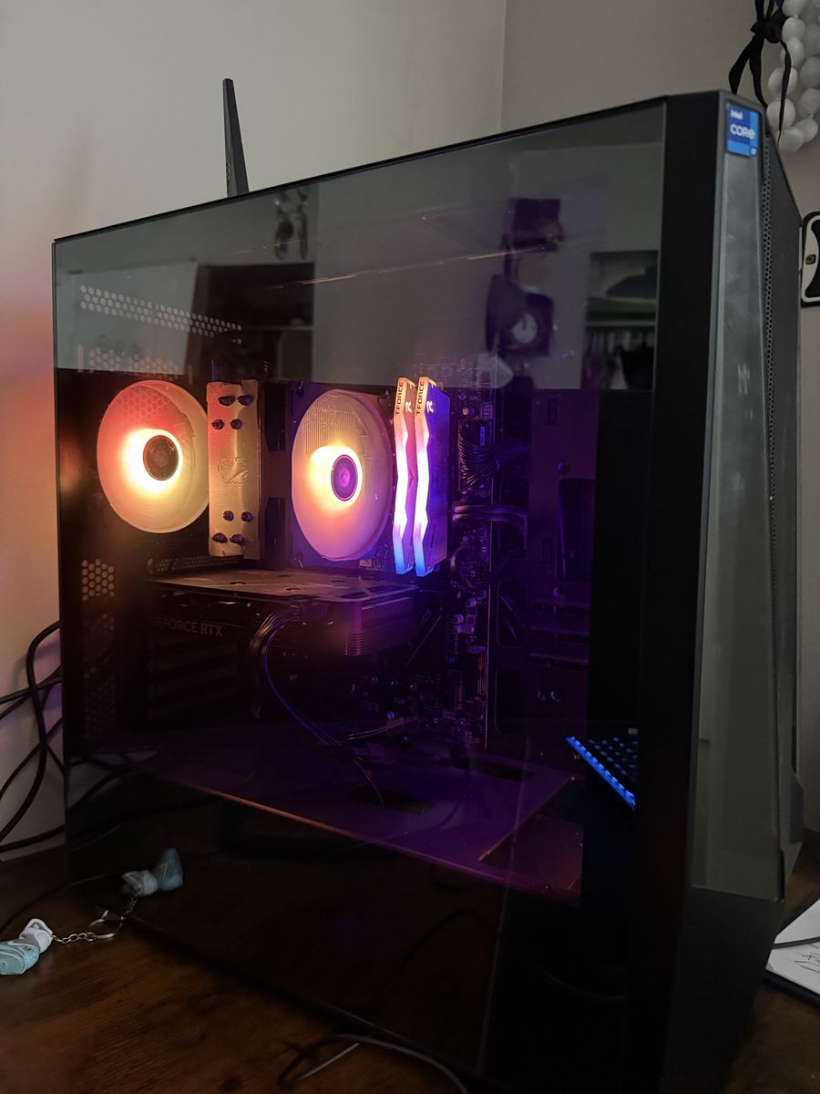MSI Gaming PC prebuilt MINT conditon