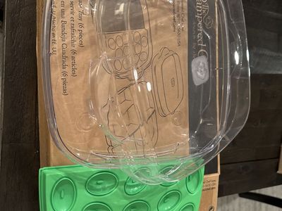 Totally Amazing Pampered chef Cool & Serve