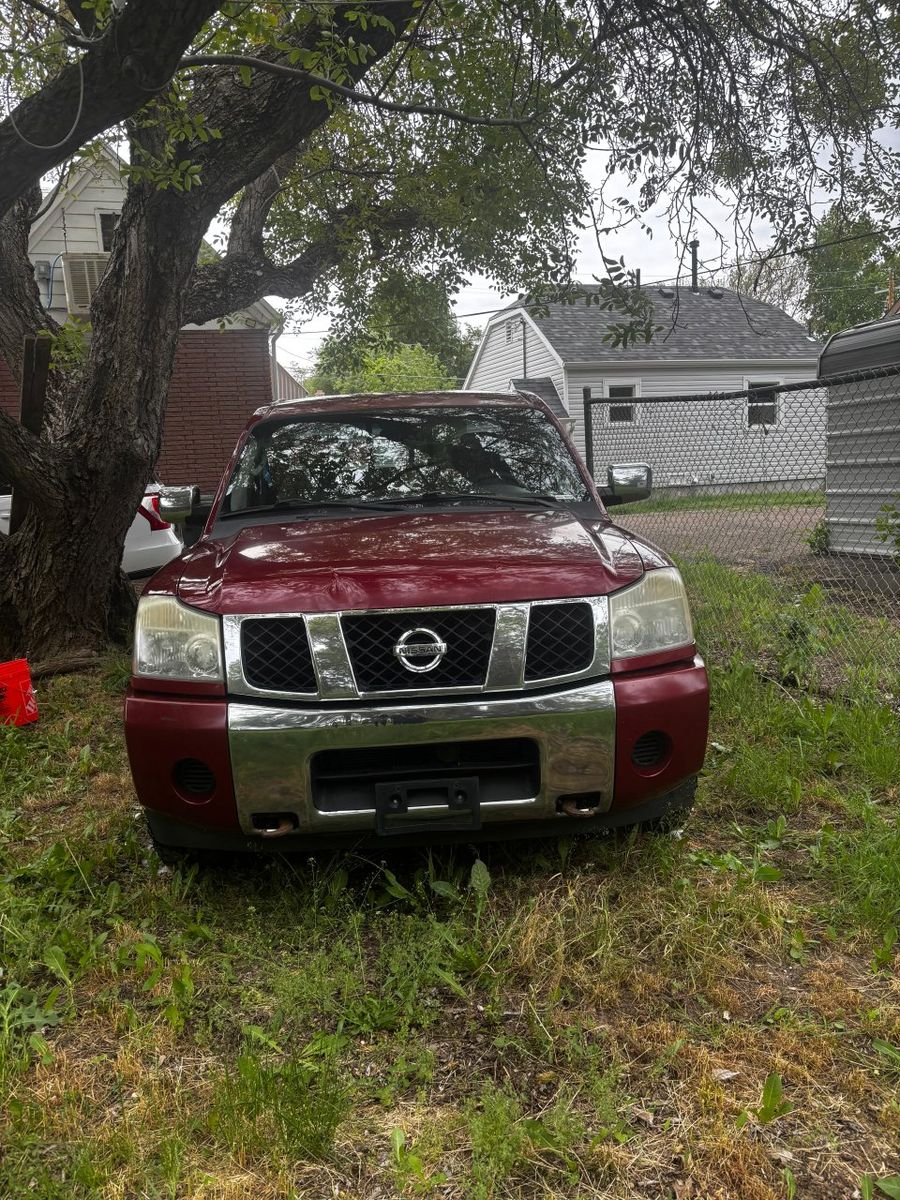 Main image 6