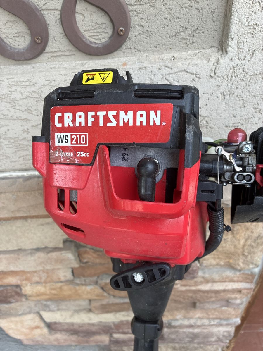Craftsman VS – 2102 cycle – 25 cc engine. Gas trimmer.
