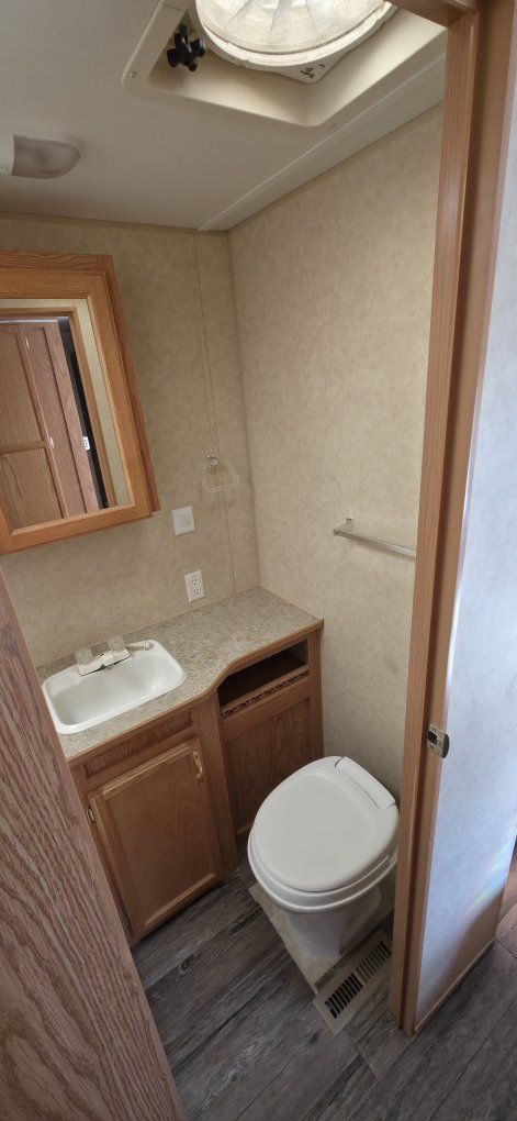 Main image 4