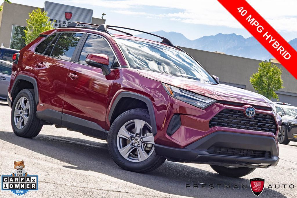 2022 Toyota RAV4 XLE