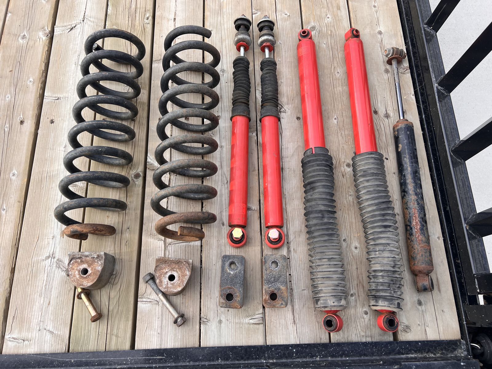 F-350 Super Duty front shocks and springs