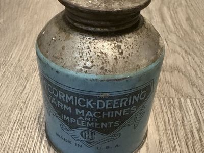 1940’s McCormick-Deering Blue Label Thumb-Pop Oiler