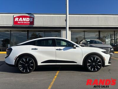 2025 Toyota Crown Platinum