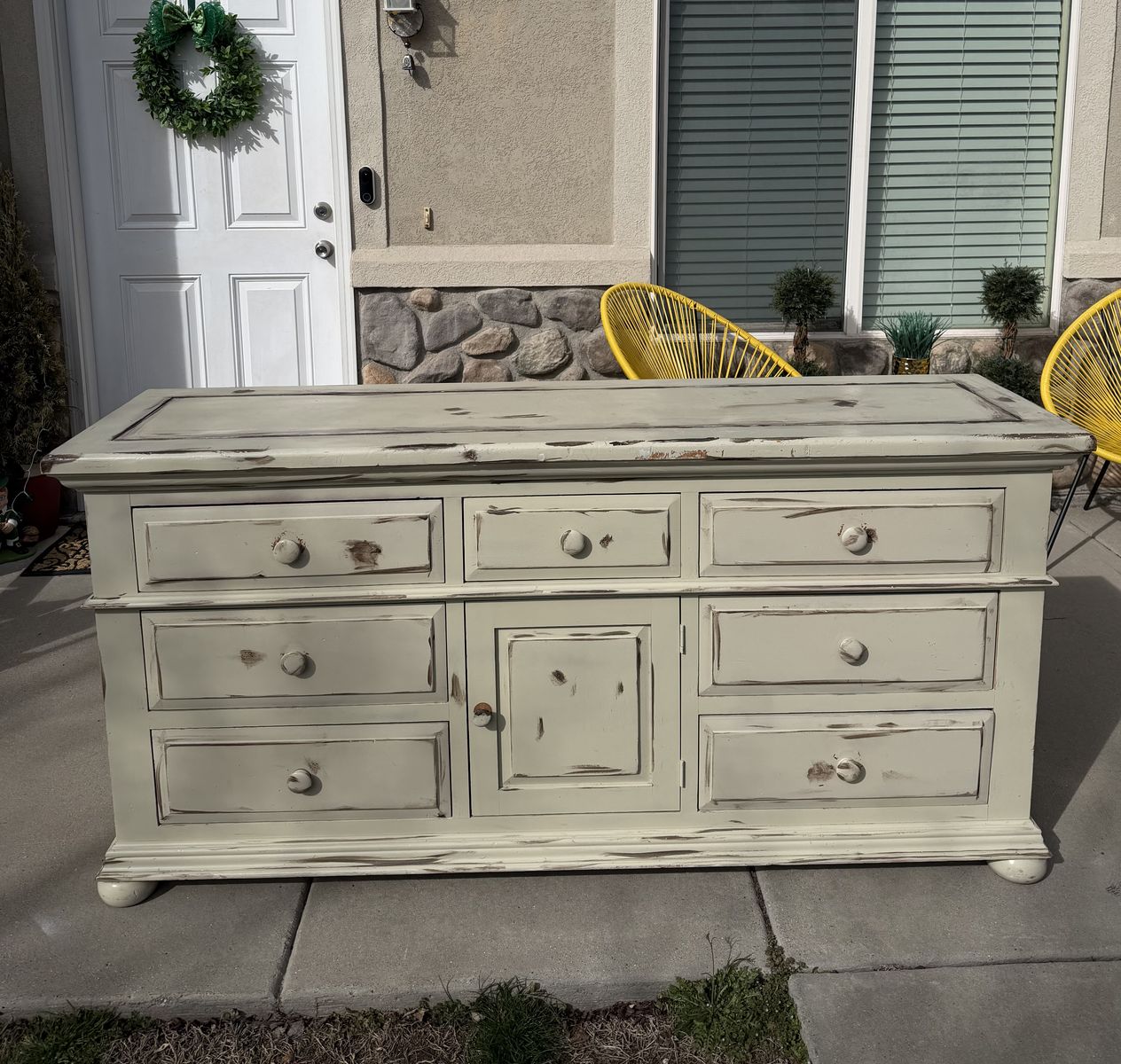 Broyhill Dresser