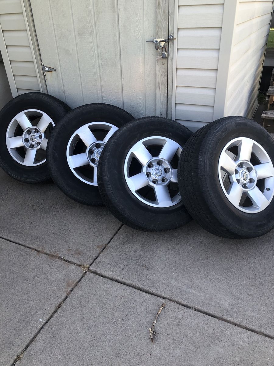 265/70/18 tires and wheels for Nissan Titan