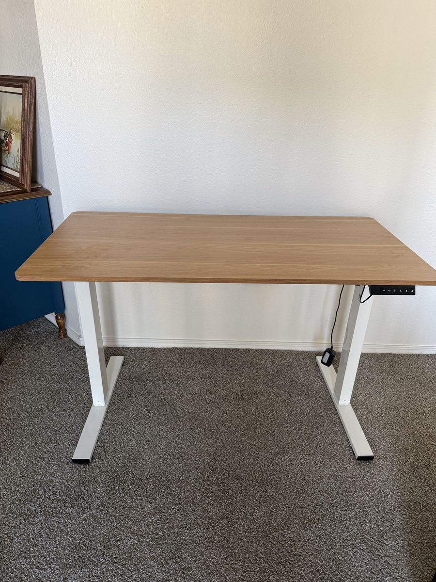 Standing Desk - Adjustable Height