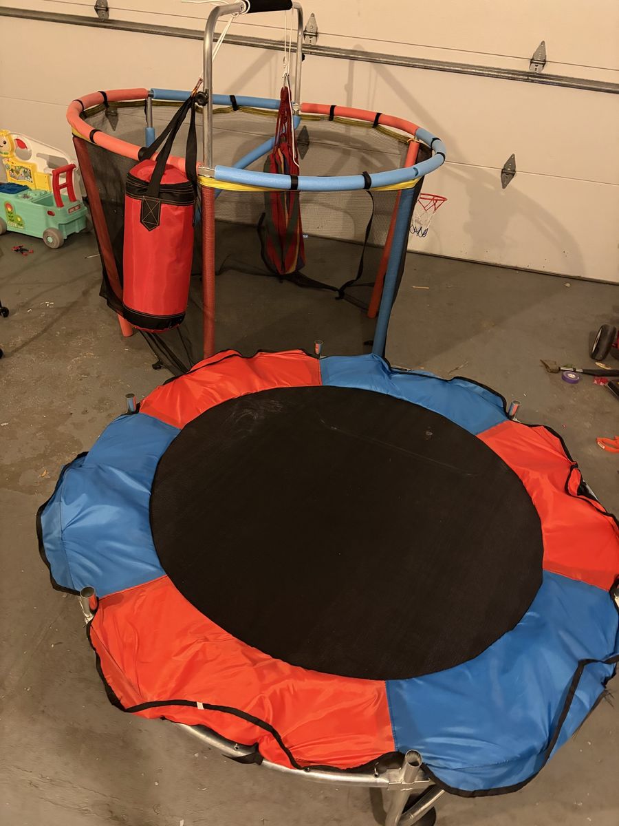 Trampoline plus net