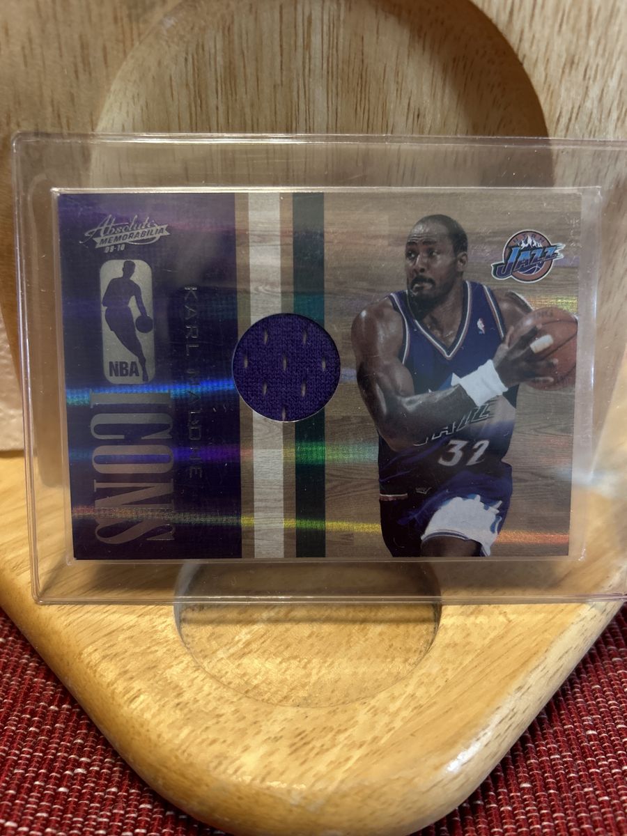 Karl Malone 03-04 Absolute Memorabilia Icons NBA Basketball Card with Game-Worn Jersey 032/100 WOW!!! Utah Jazz Jersey Number