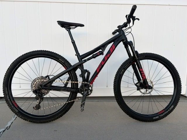 Fuji full suspension mtn bike